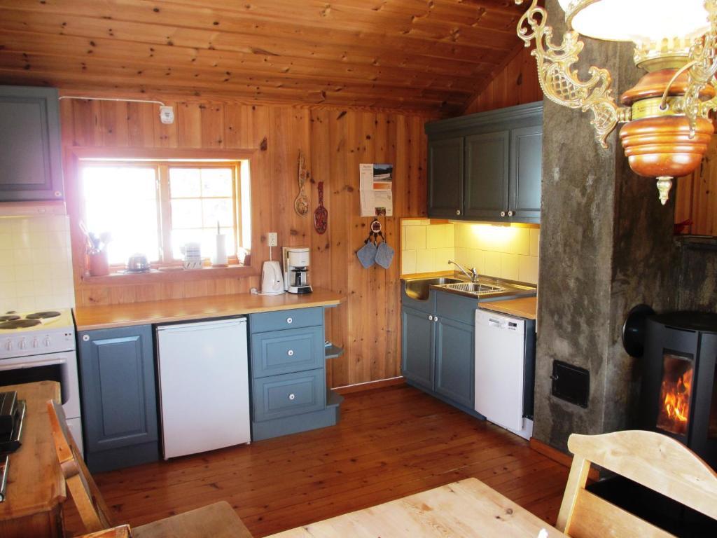 Hogstul Hytter - Skojestua - 2 Bedroom Cottage Tuddal Quarto foto